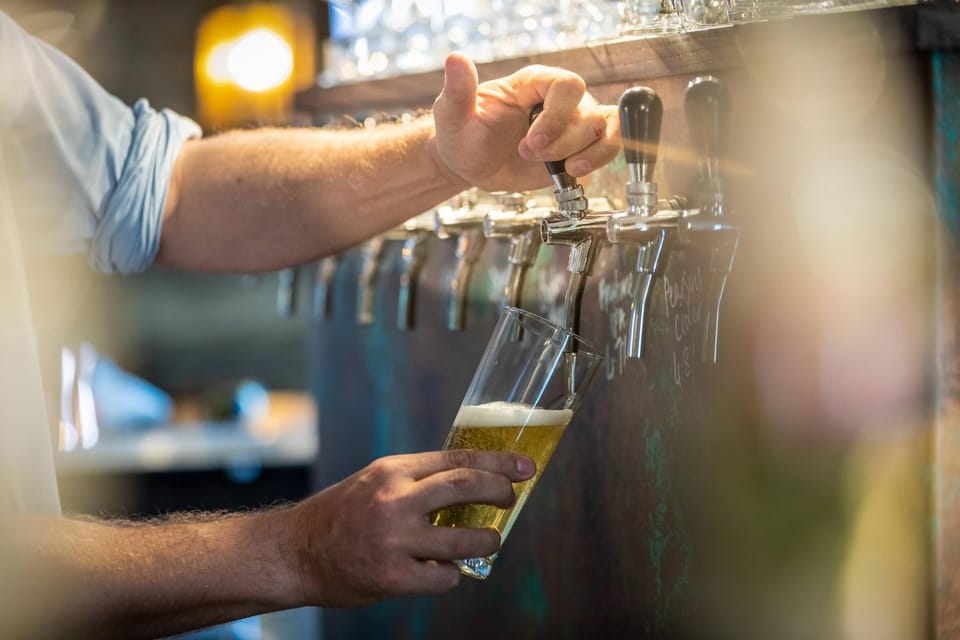 Lounge or bar, Drinks