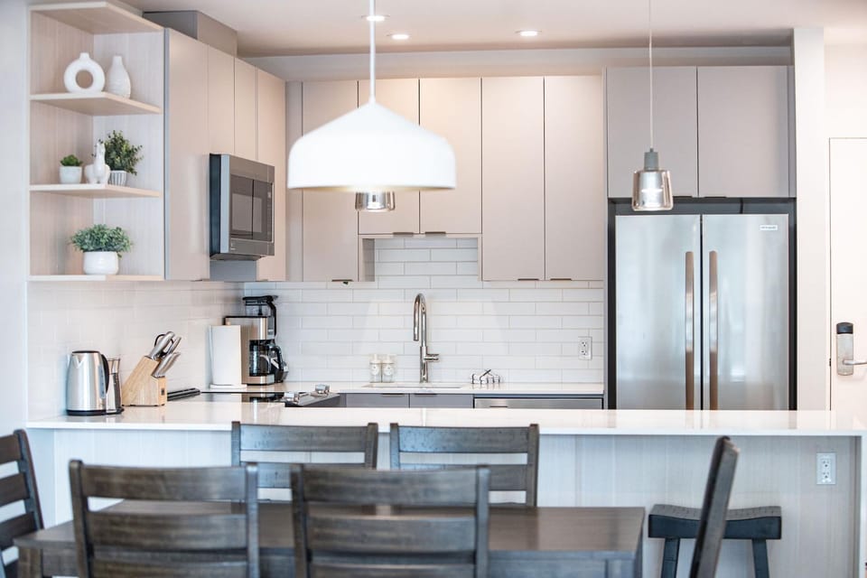 The Grizzly Basin by Revelstoke Vacations Apartment in Revelstoke