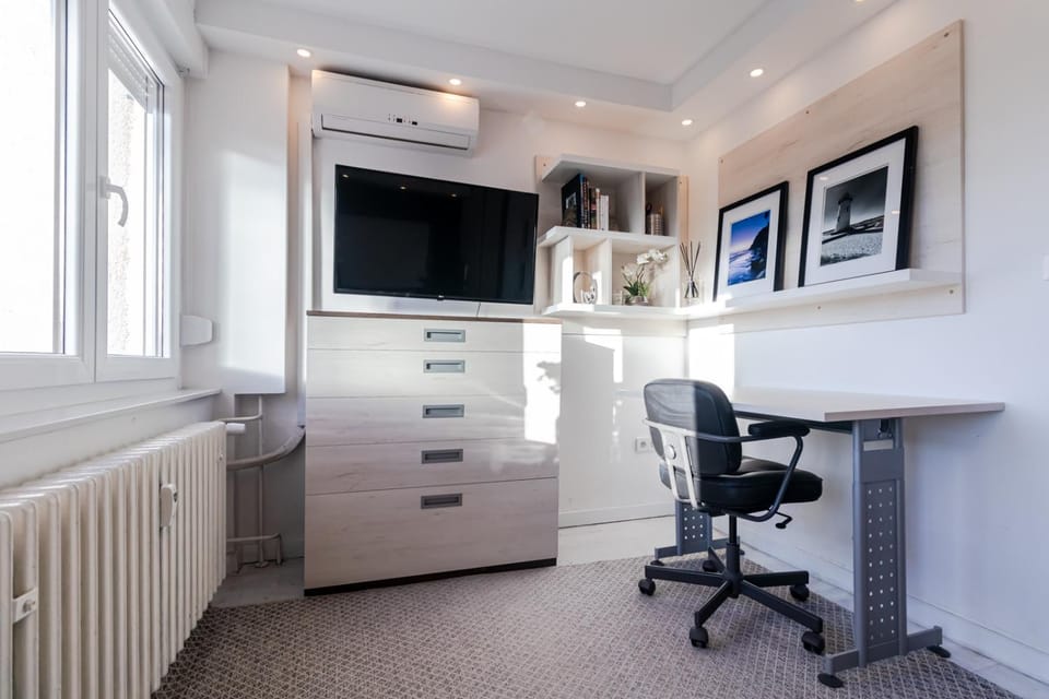 TV and multimedia, hair dresser, air conditioner