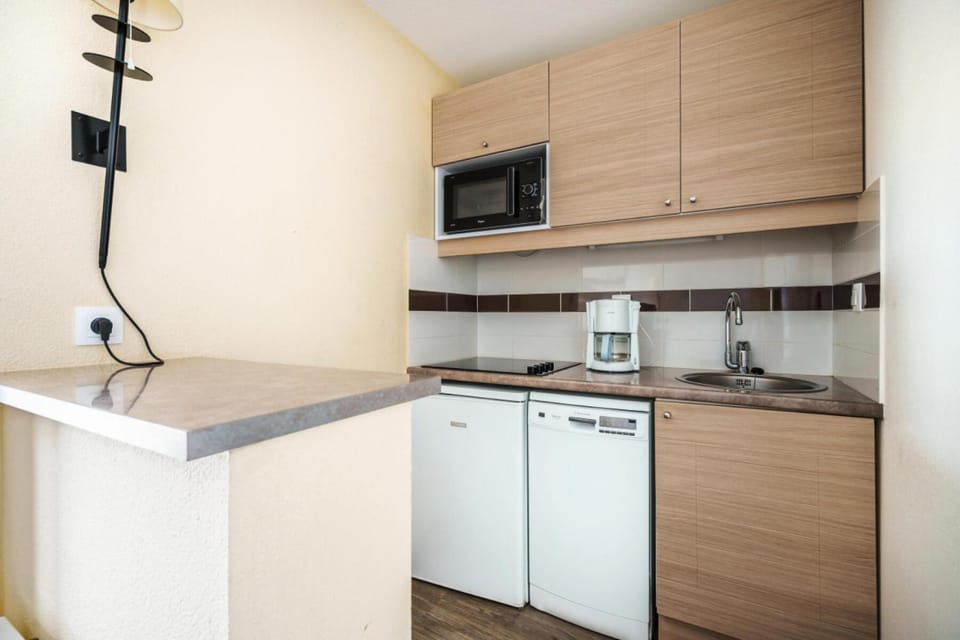 furniture, oven, kitchen