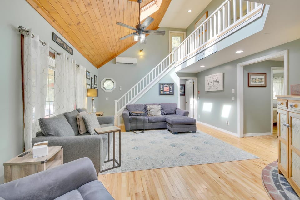 Searsport Paradise w/ Private Pool & Patio! House in Searsport