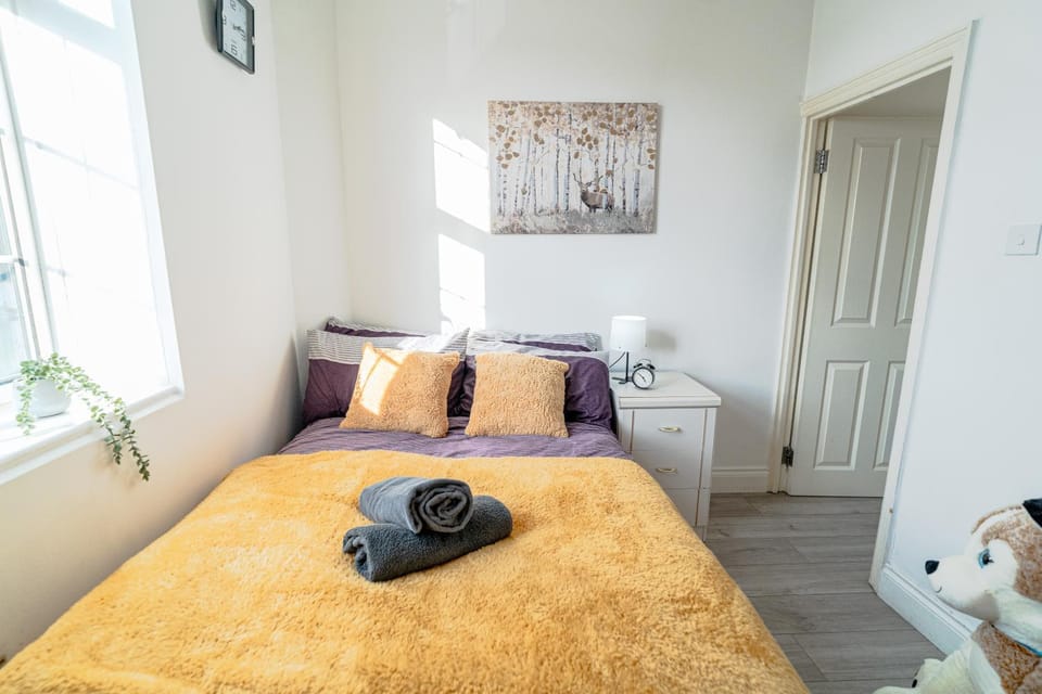 hendon Central 2 bed room 20 minutes to central London Apartment in London