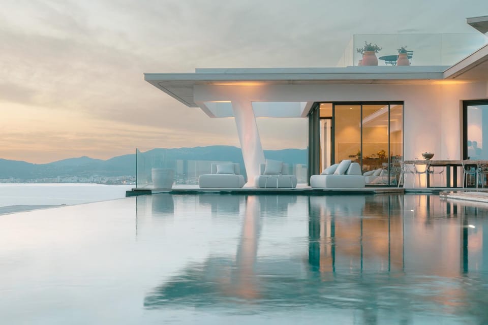 Sea view, Swimming pool