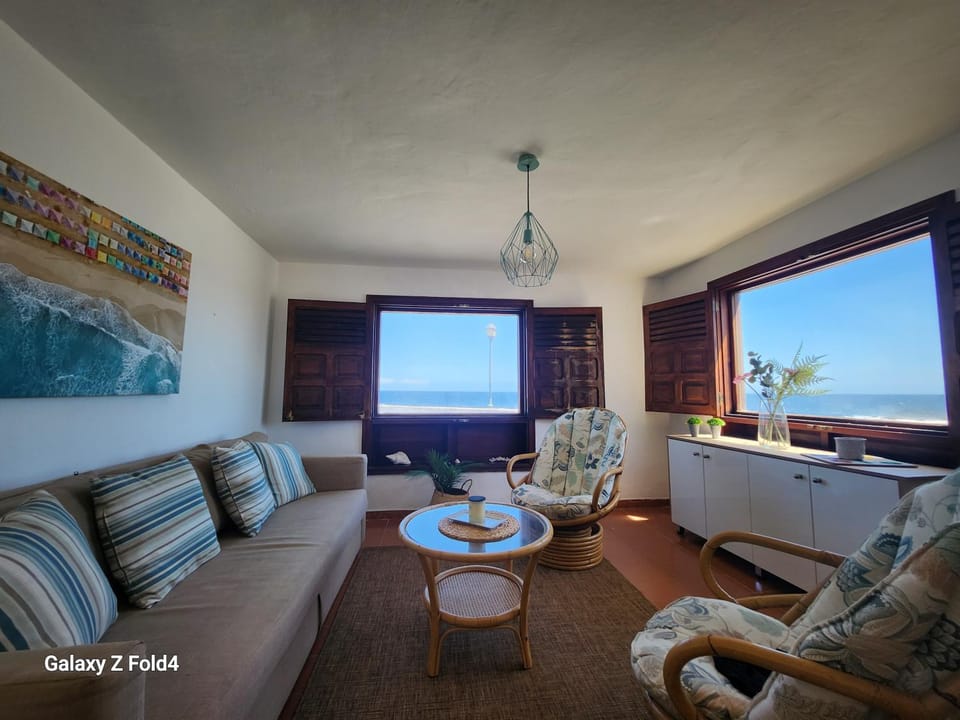 Natural landscape, Living room, Sea view