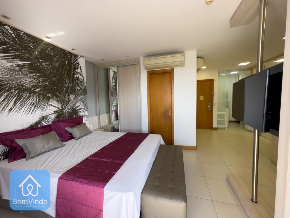 Bed, TV and multimedia, Photo of the whole room, wardrobe, air conditioner