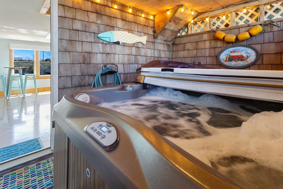 6002 - Cedar Sandcastle House in Kill Devil Hills