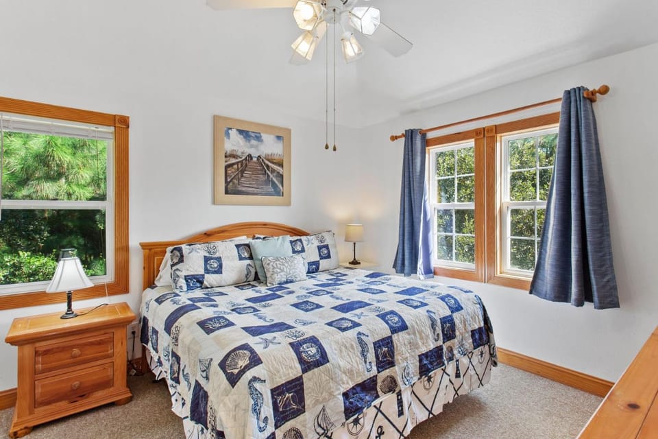 1302 - Castaway House in Corolla