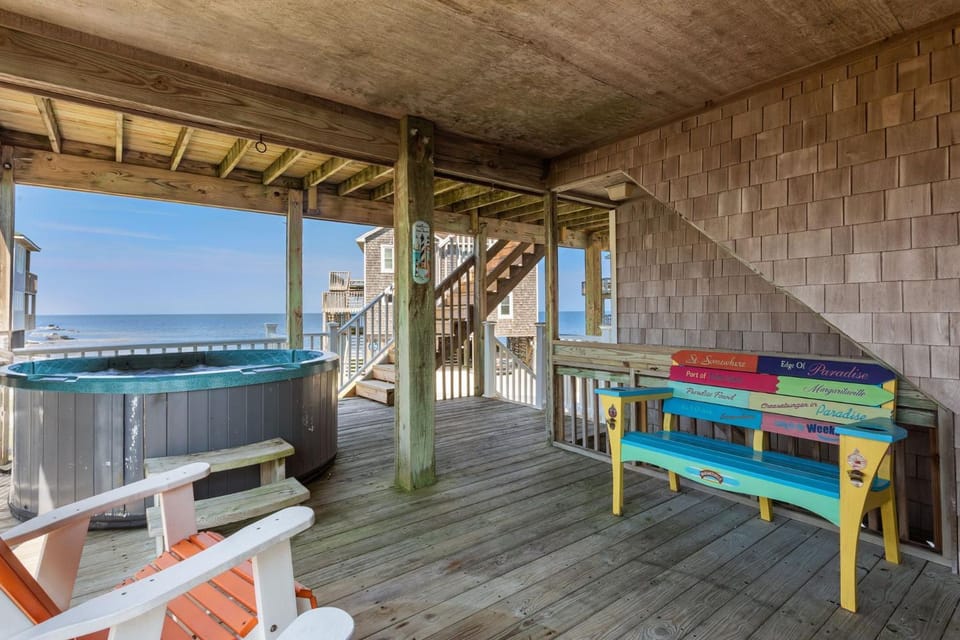 8310 - Island Obsession House in Avon