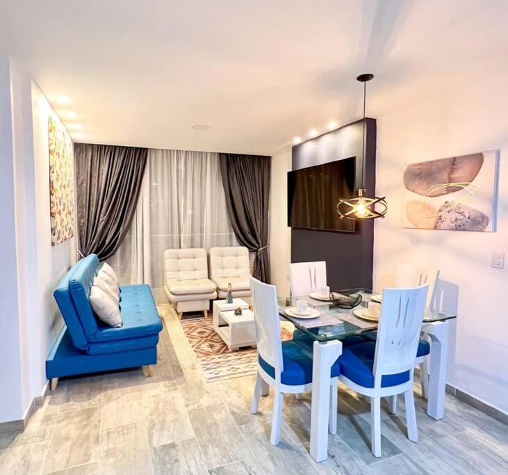 TV and multimedia, Living room, Dining area
