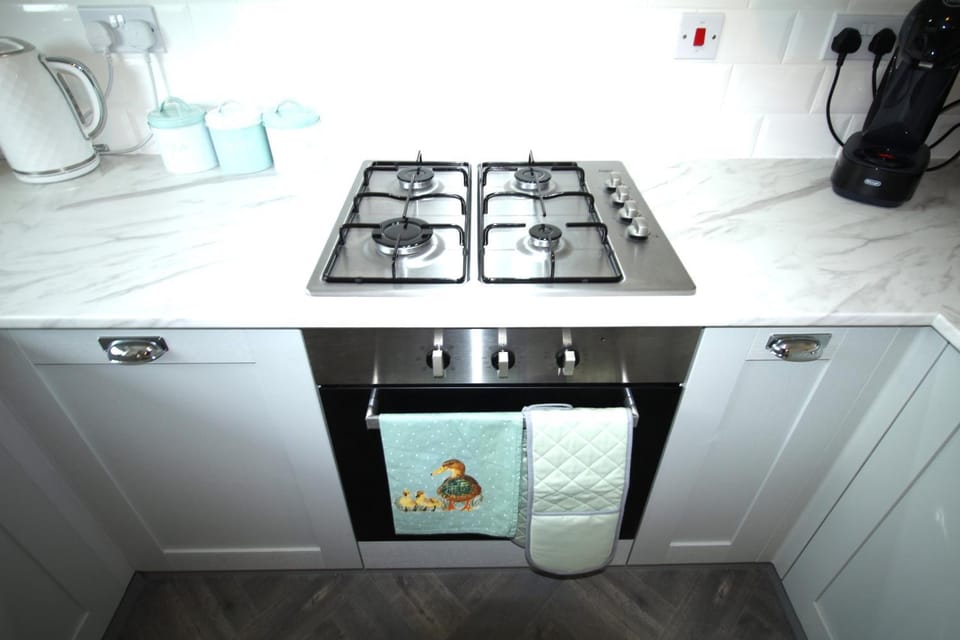 pet friendly, stove, kitchen