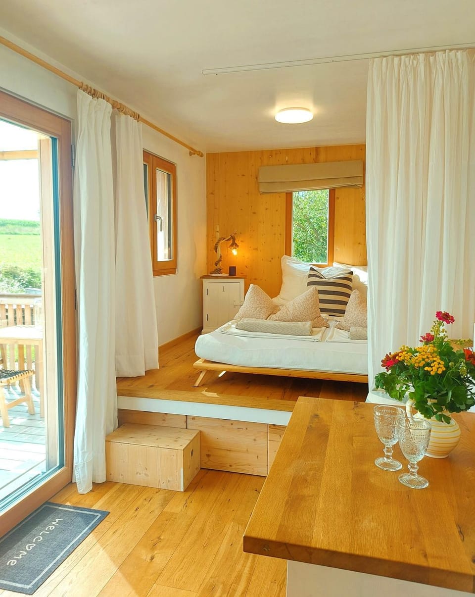 Dining area, Bedroom