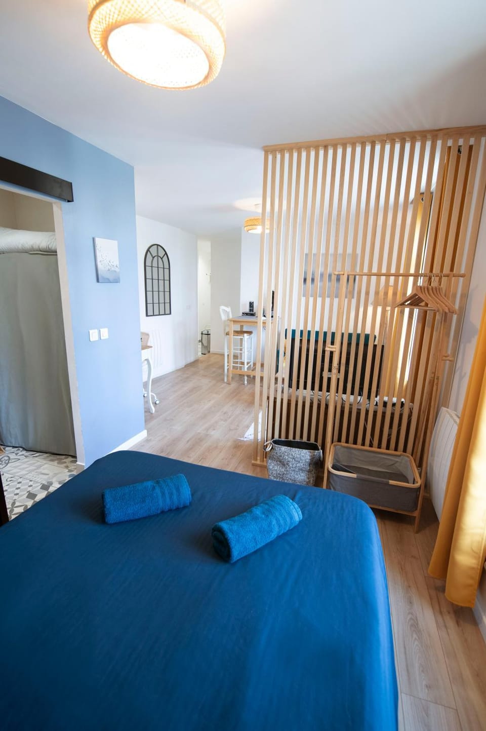 Living room, Bedroom