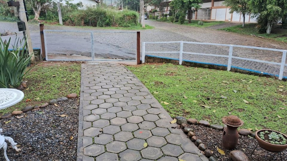 Neighbourhood, Garden, Garden view