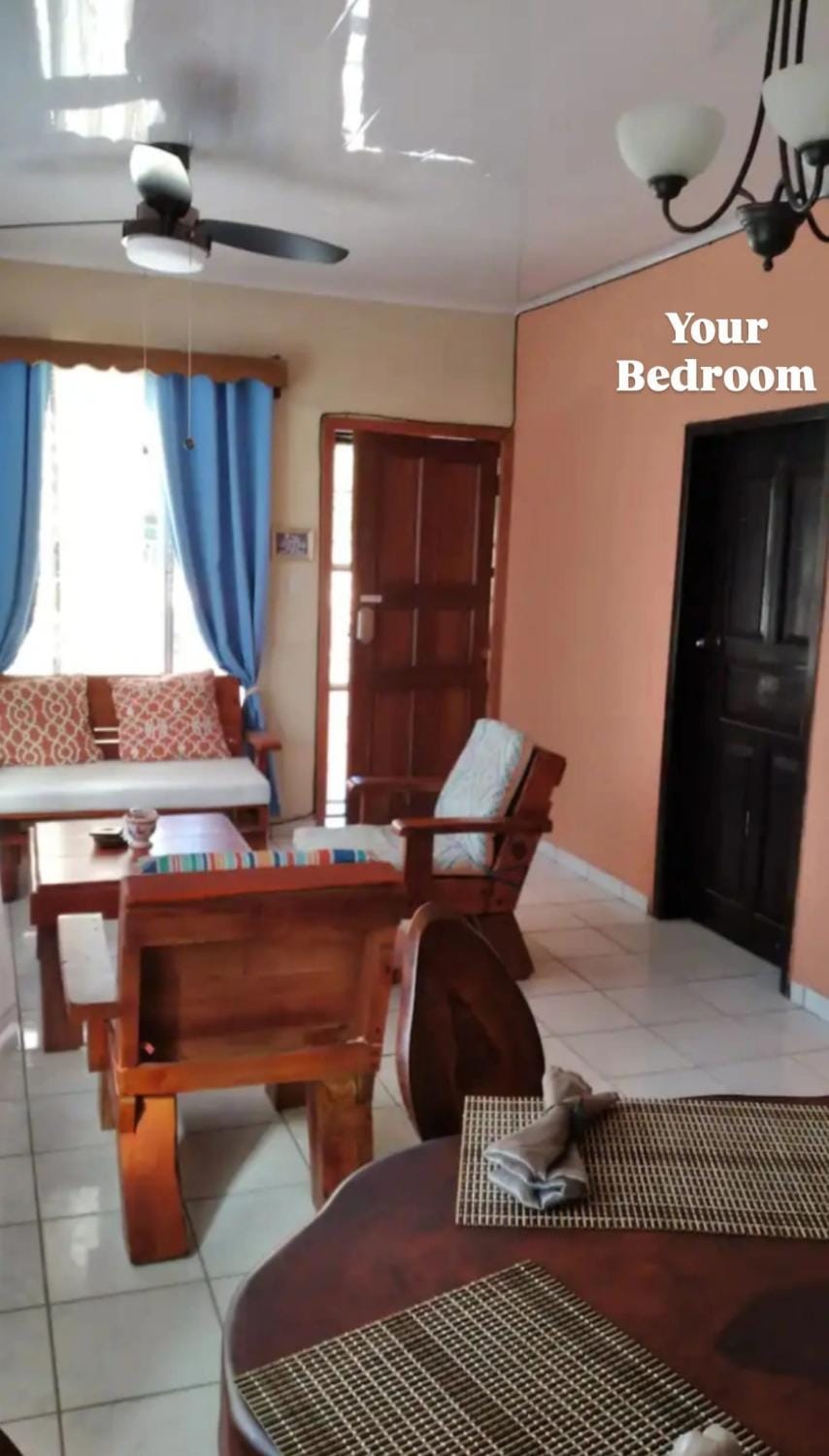 Private 1 Bedroom shared house Apartment in La Ceiba