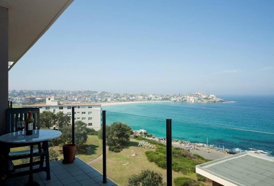 Patio, Nearby landmark, Day, Natural landscape, View (from property/room), Balcony/Terrace, Balcony/Terrace, Beach, Sea view
