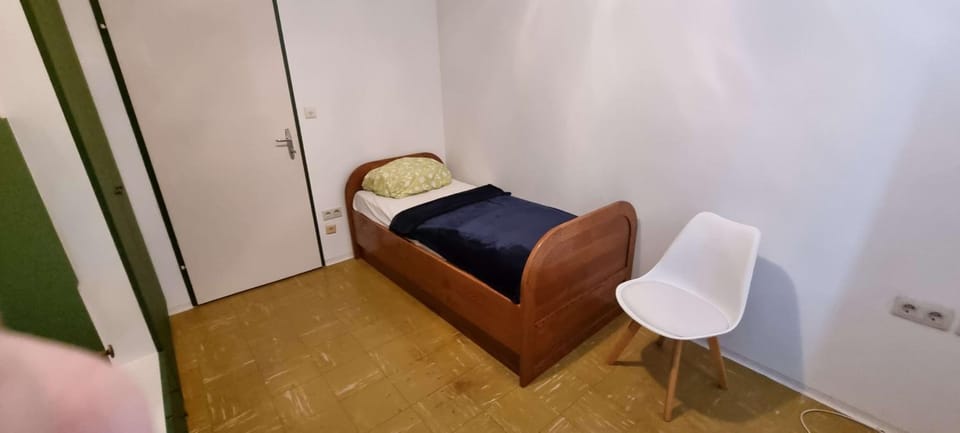 Bed, Bedroom, wardrobe