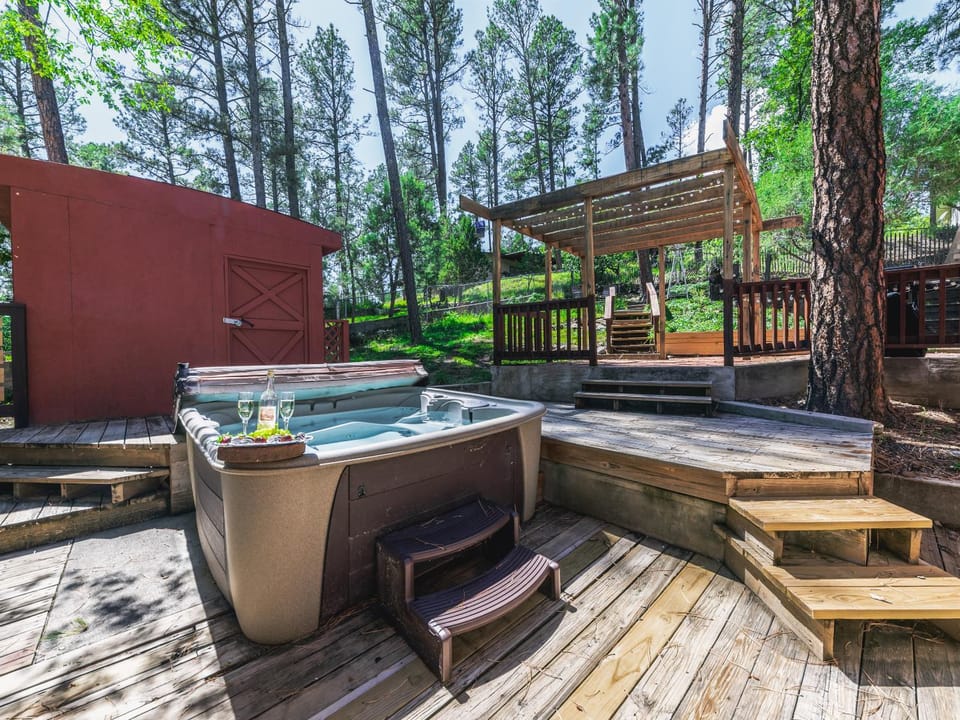 Natural landscape, Garden, Hot Tub