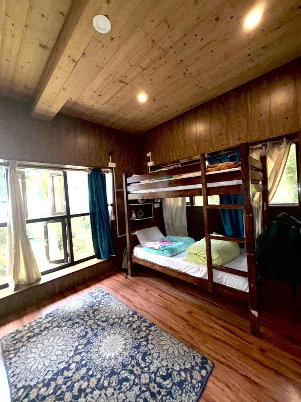Bed, bunk bed