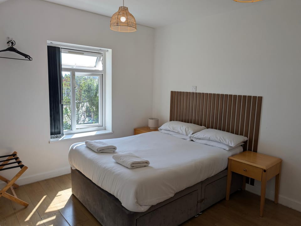 Oscar Lodge Bed and Breakfast in Northampton