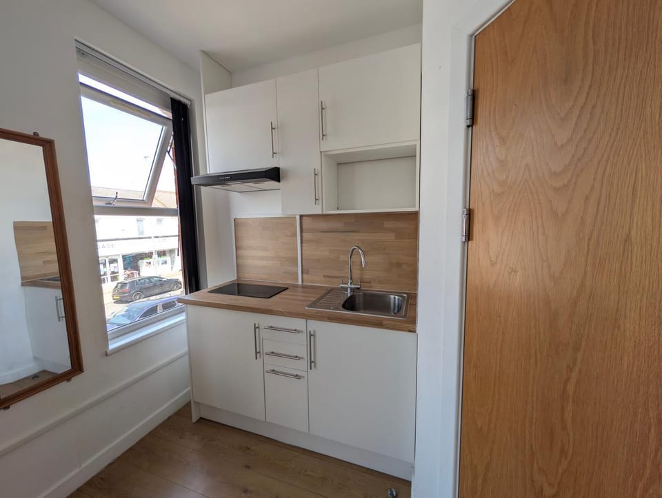 Kitchen or kitchenette, stove