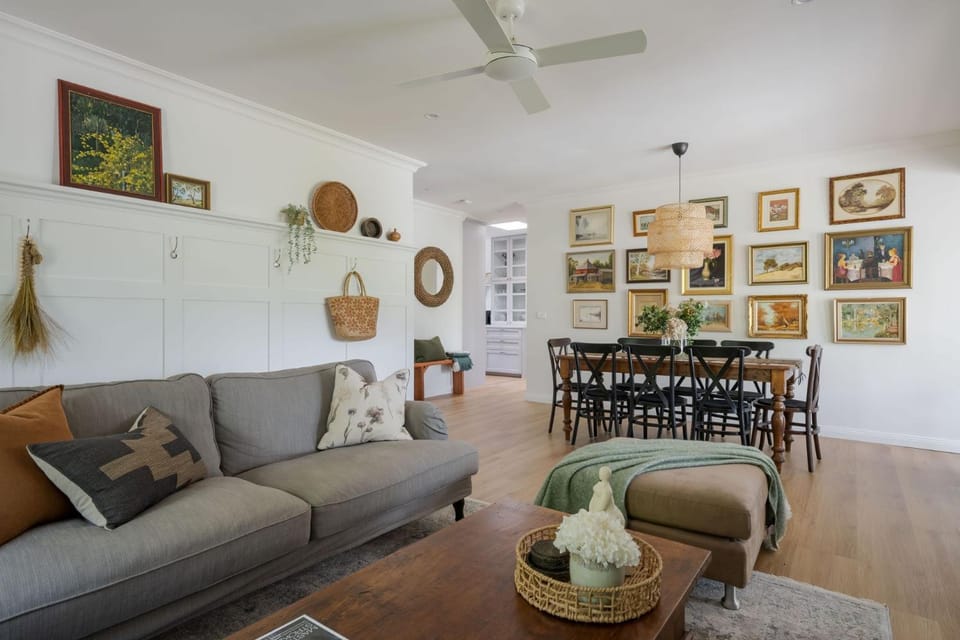 Golden Pine Retreat House in Porepunkah