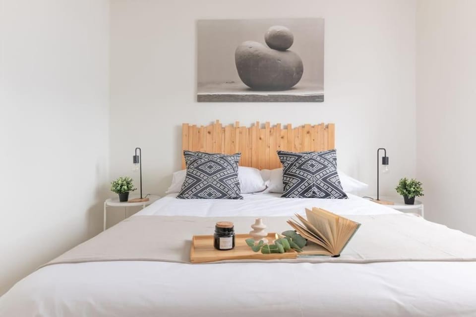 Apto Coqueto centrico y luminoso by urban hosting Apartment in Santander