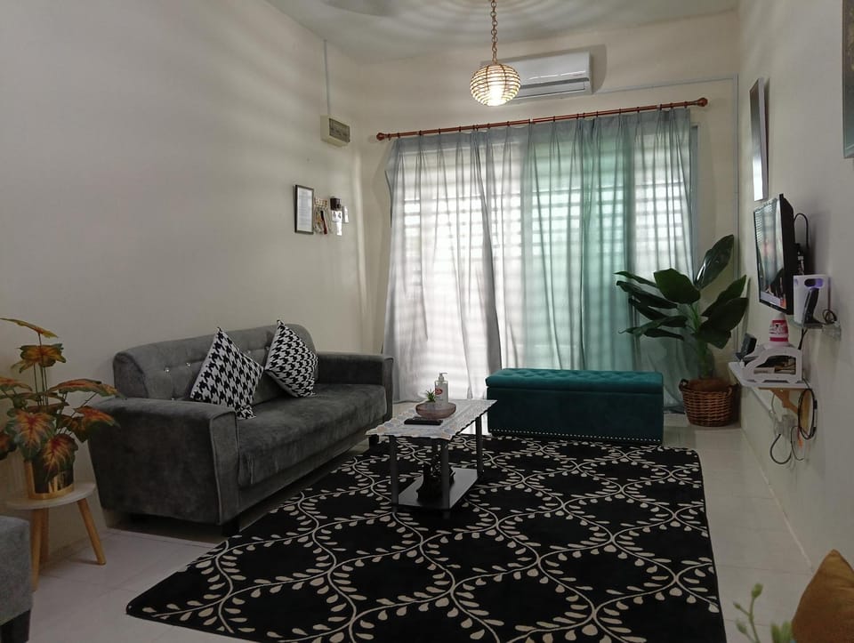 Homestay Kak Ninie House in Perak