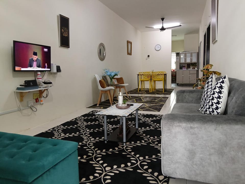 Homestay Kak Ninie House in Perak