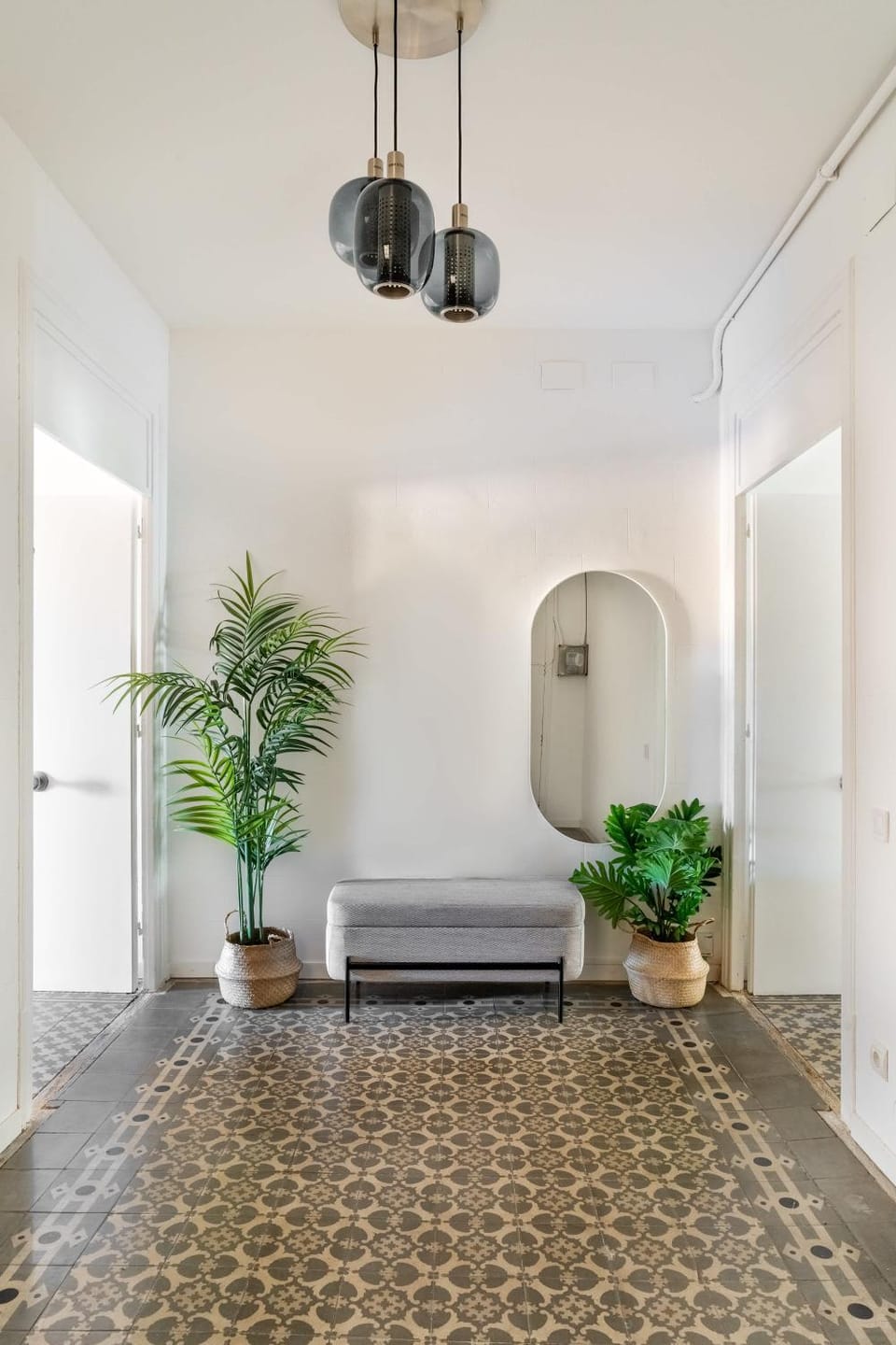The Collection Barcelona - Gran Vía Historic Catalan 4BD only for Families or Business groups Apartment in Barcelona