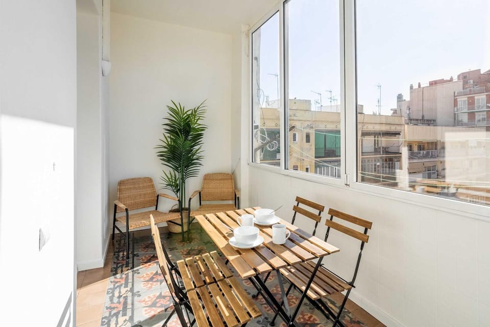The Collection Barcelona - Gran Vía Historic Catalan 4BD only for Families or Business groups Apartment in Barcelona