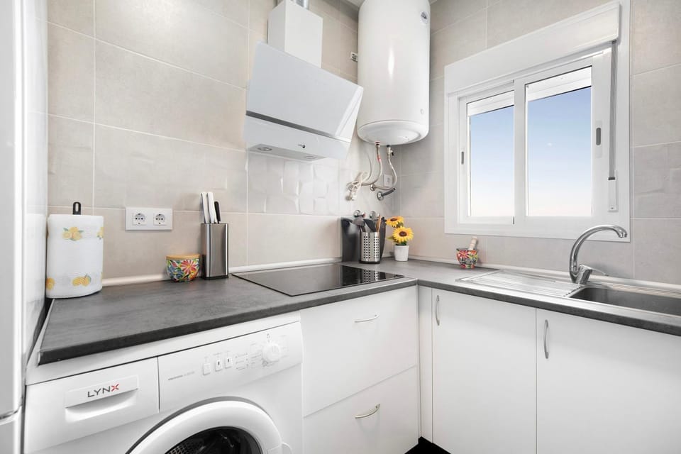Kitchen or kitchenette, Living room