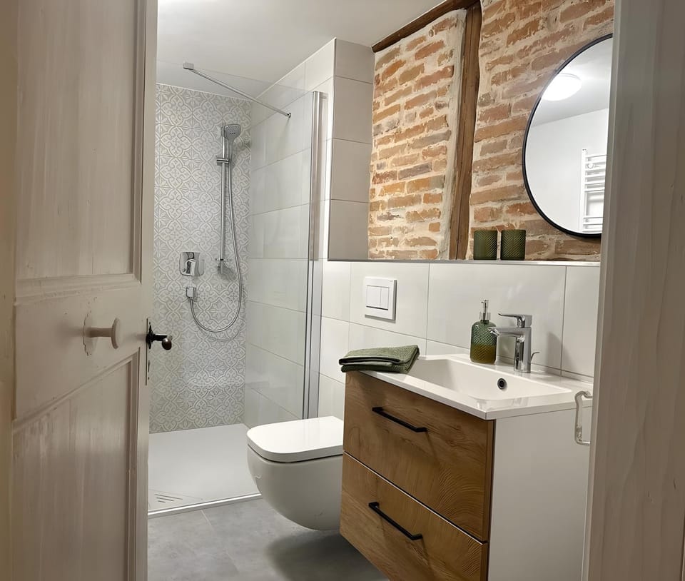 Bathroom, Living room