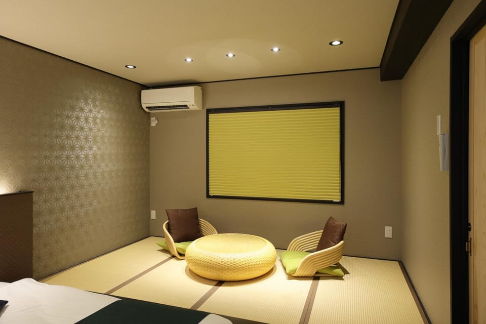 Living room, Photo of the whole room
