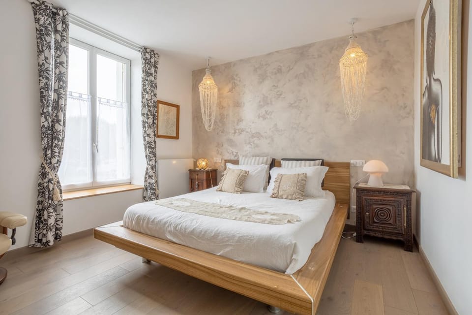 Living room, Bedroom