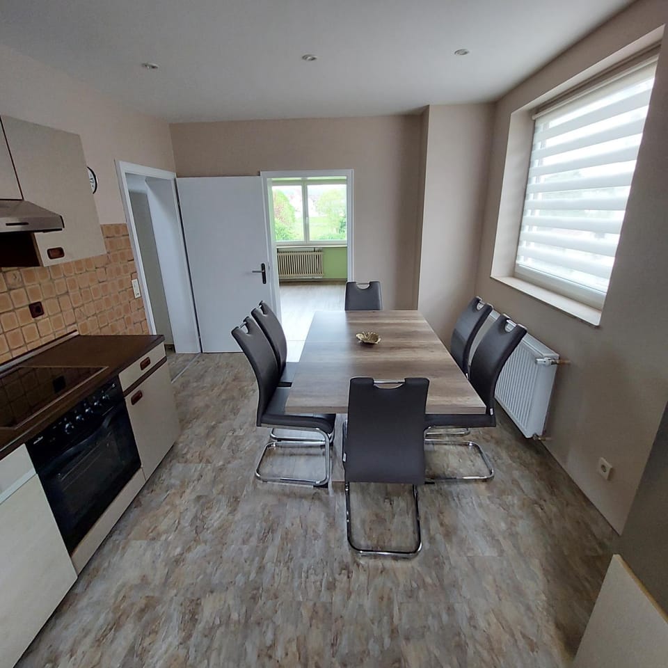 Seating area, minibar, pet friendly, stove