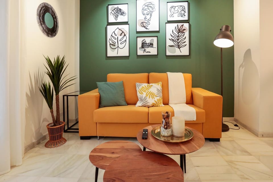 Living room, Seating area
