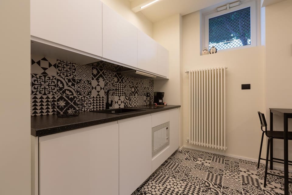 Kitchen or kitchenette, pet friendly, stove