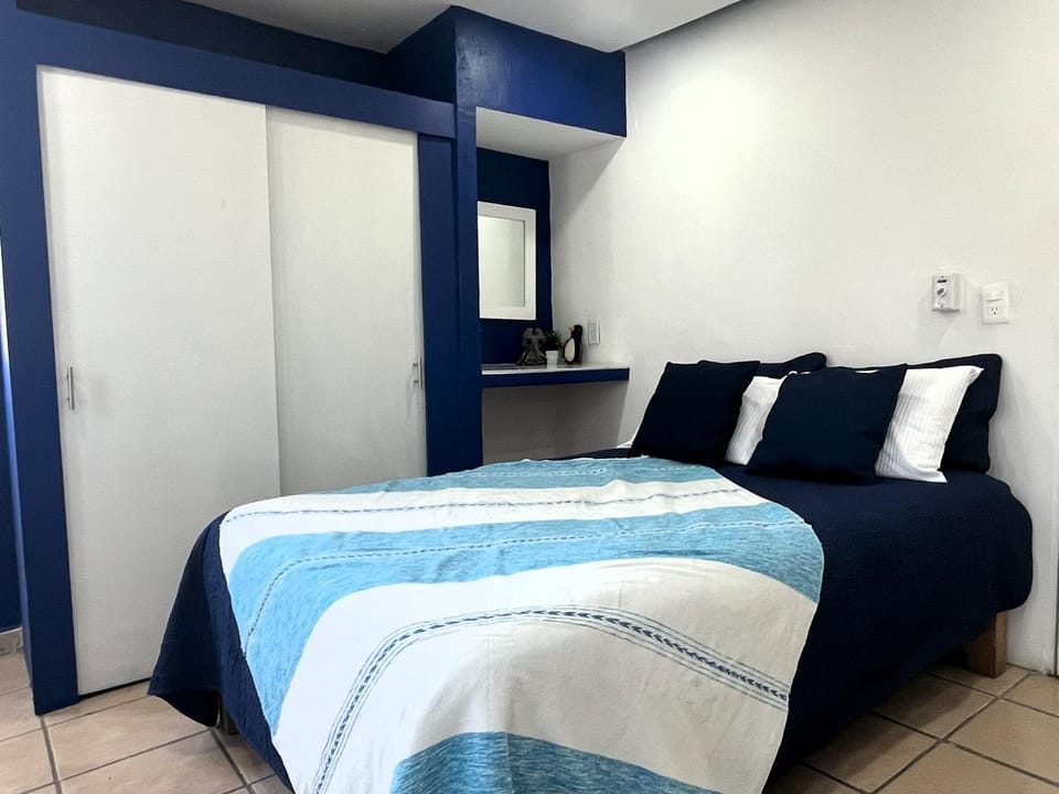 Bed, TV and multimedia, Bedroom, wardrobe, air conditioner