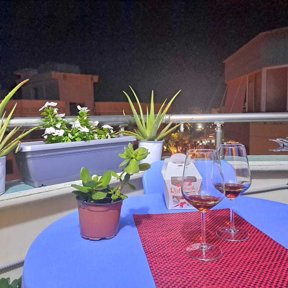 Night, View (from property/room), Balcony/Terrace