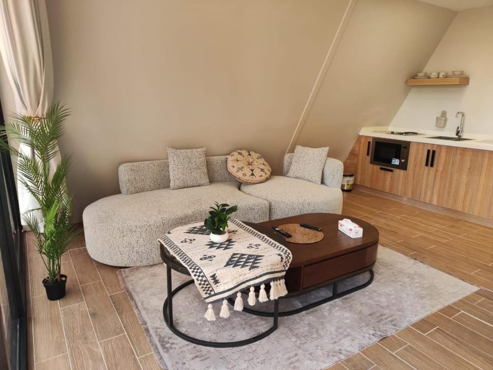 كوخ ساره سبيشل دورين House in Al Madinah Province
