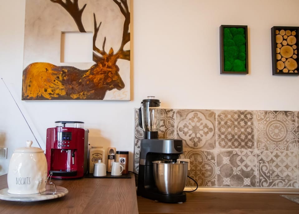 Coffee/tea facilities, Kitchen or kitchenette
