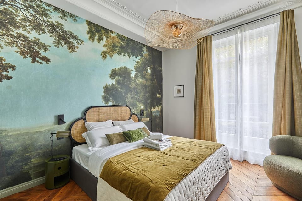 Bed, Bedroom