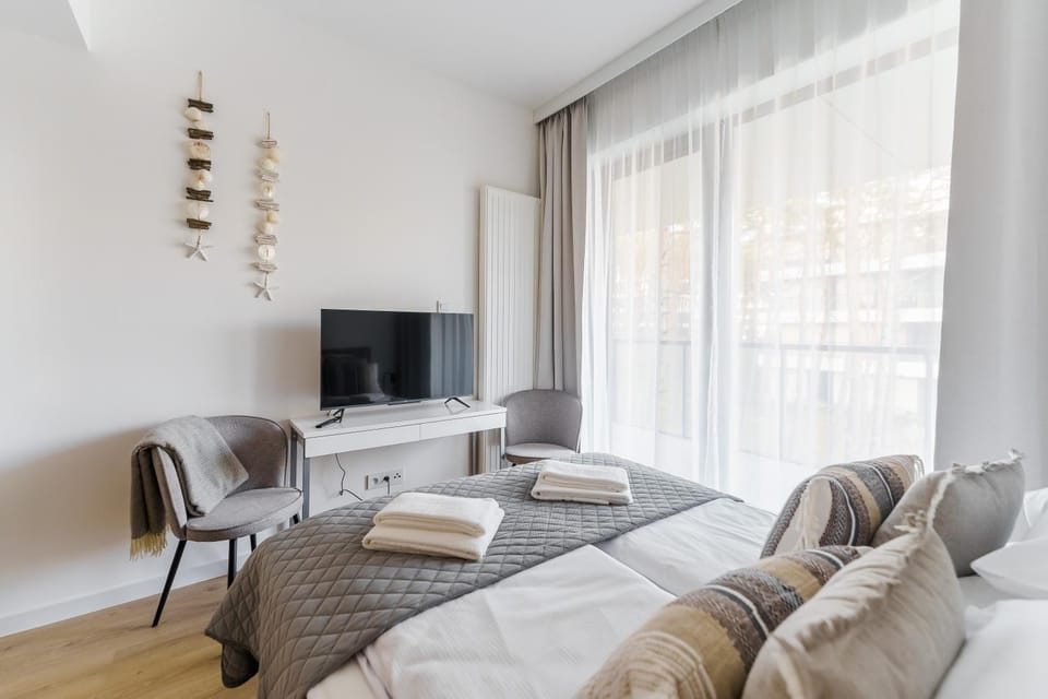 TV and multimedia, Bedroom, towels