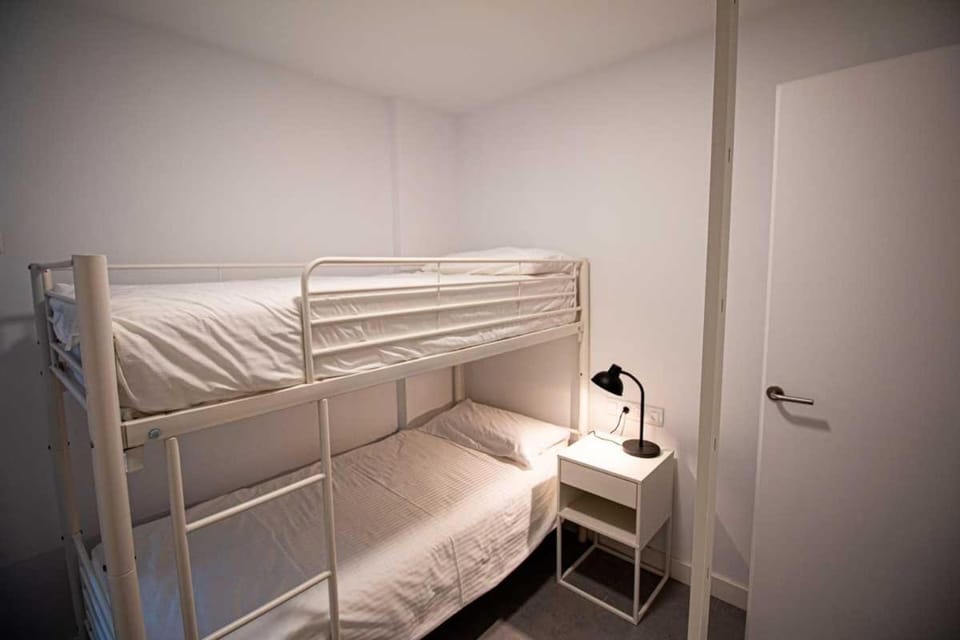 Bedroom, bunk bed