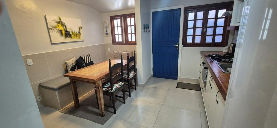 Apartamento Moderno 4 Apartment in Armacao dos Buzios