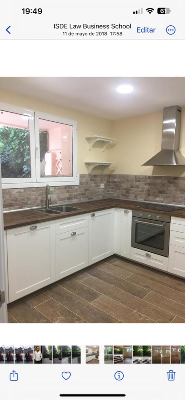Kitchen or kitchenette