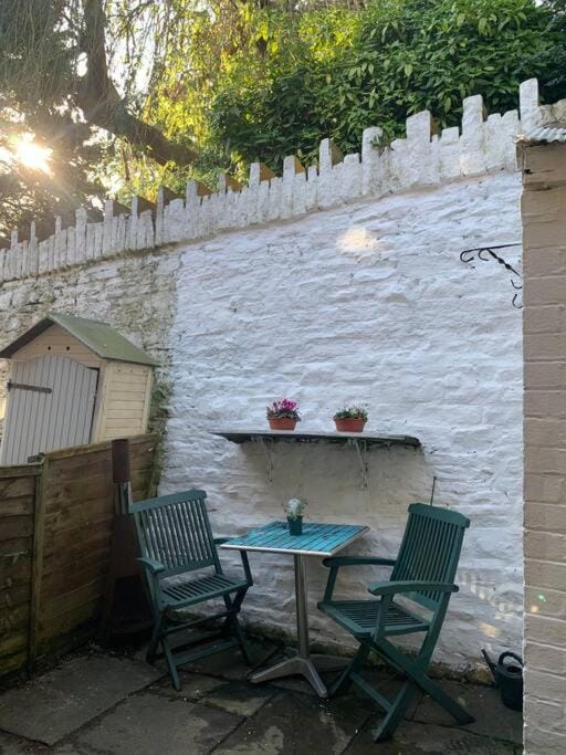 Cosy Cottage (Free parking) House in Macclesfield