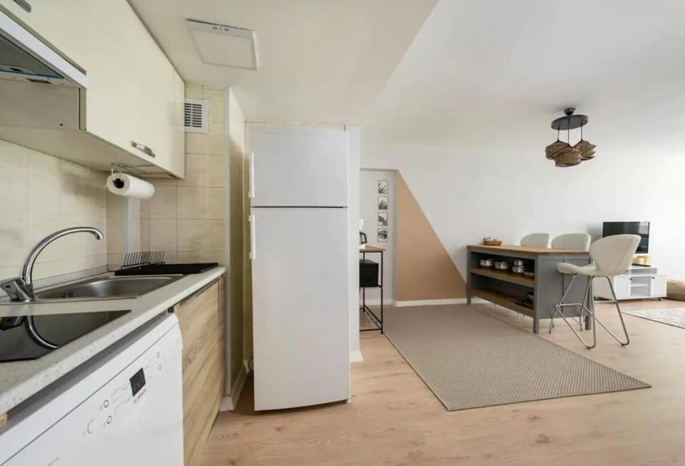 Gorgeous Bright New 2BD Central Home! #212 Apartment in Istanbul
