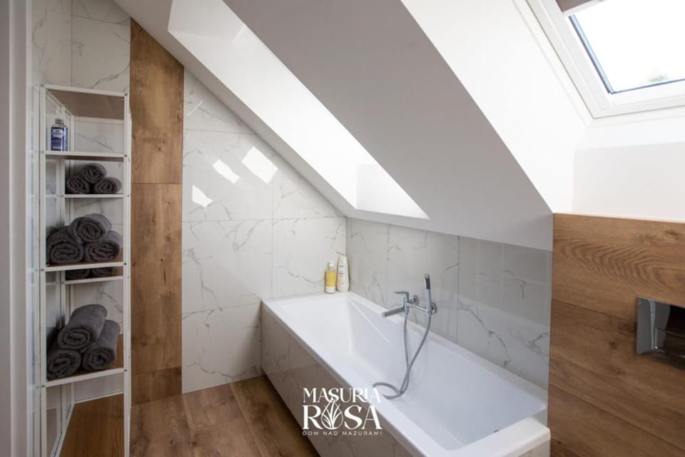Bathroom, Bath
