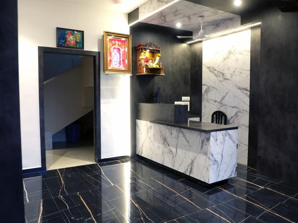 Hotel Majestic Love hotel in Maharashtra